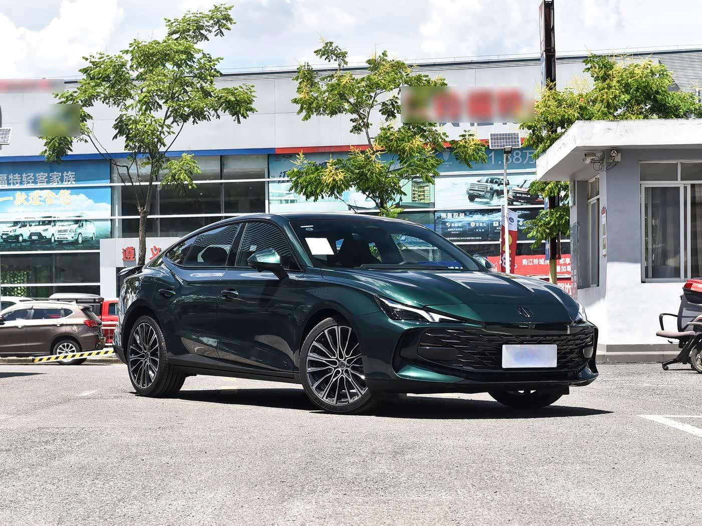 MG7 2023款2.0T自动奢享_3.jpg