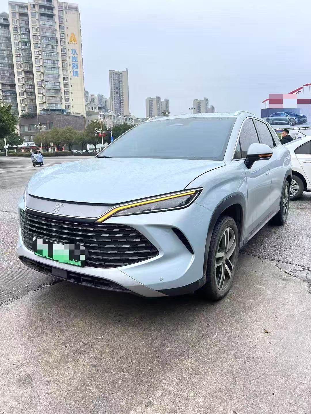 Used BYD Song L DM-i 2025 Model 112km Leading Edition 1.5L 101HP L4 E-CVT PHEV 18.3kWh 112km