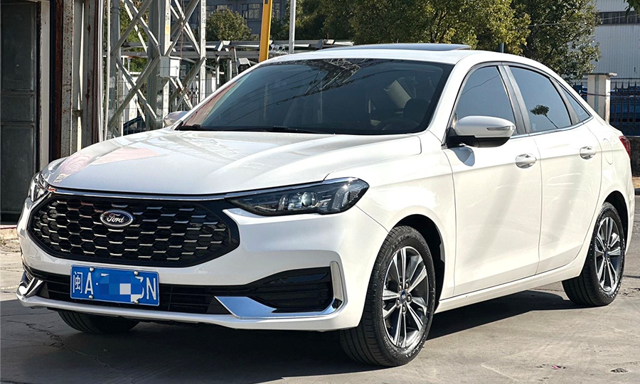 Ford-Escort-Used Ford Escort 2021 Model 1.5L Automatic Platinum Edition 1.5L 122HP L3 6AT