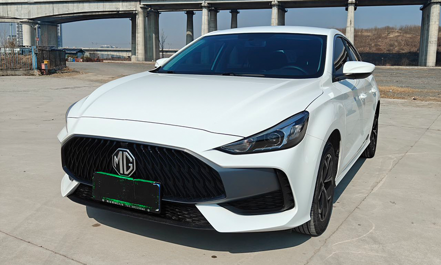 MG-MG 5-Used MG5 2023 Model 180DVVT Manual Luxury Edition 1.5L 129HP L4 5MT