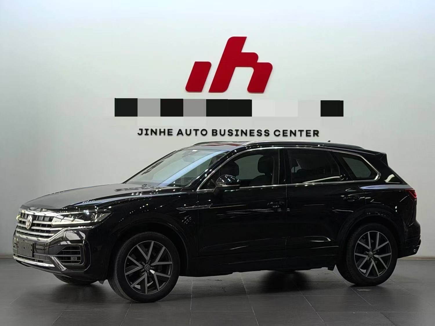 Used Volkswagen Touareg 2020 Model 3.0TSI R-Line Edition 3.0T 340HP V6 8AT