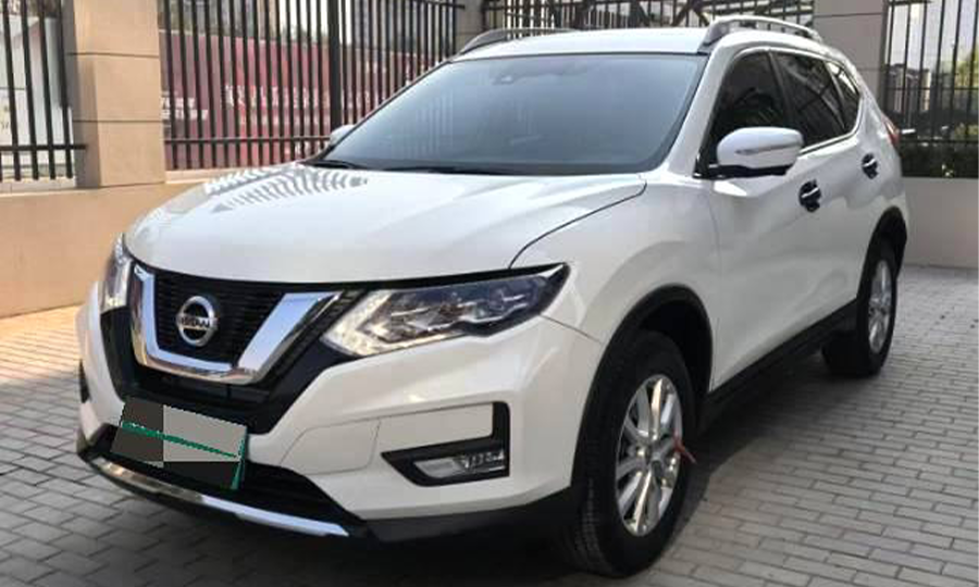 Nissan-X-Trail-Used Nissan X-Trail 2023 Model Classic 2.0L FWD Smart Connect Premium Edition 2.0L 151HP L4 7CVT