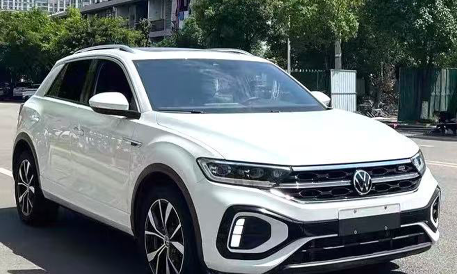 Volkswagen-T-ROC-Used Volkswagen T-ROC 2024 Model 300TSI DSG FWD Time Edition 1.5T 160HP L4 7DCT