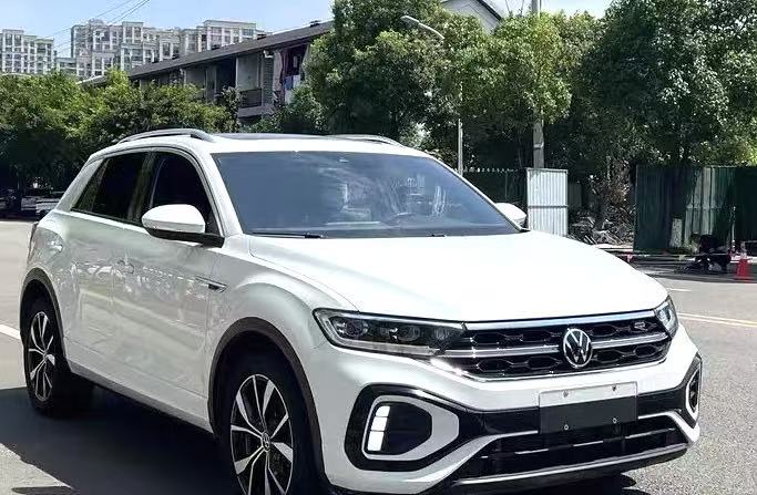 Used Volkswagen T-ROC 2024 Model 300TSI DSG FWD Time Edition 1.5T 160HP L4 7DCT