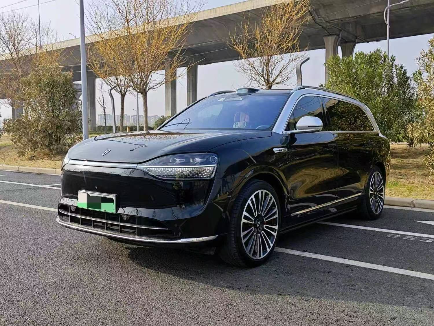 Used AITO M9 2024 Model Extended Range Ultra Edition 6-Seater 1.5T 152HP L4 AT REEV 42kWh 225km