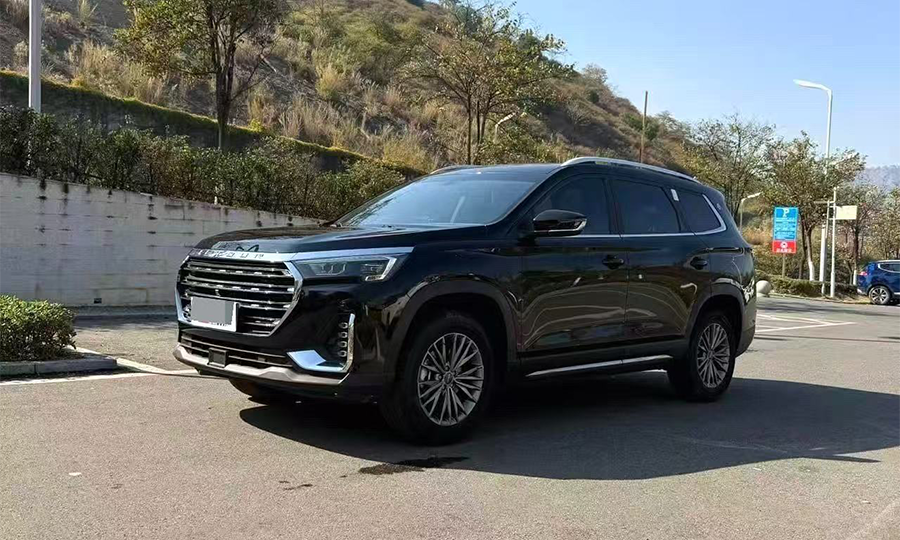 Jetour-X90 PLUS-Used Jetour X90 PLUS 2024 Model 1.6TD Manual Yangfang PRO 7-Seater Edition 1.6T 197HP L4 6MT