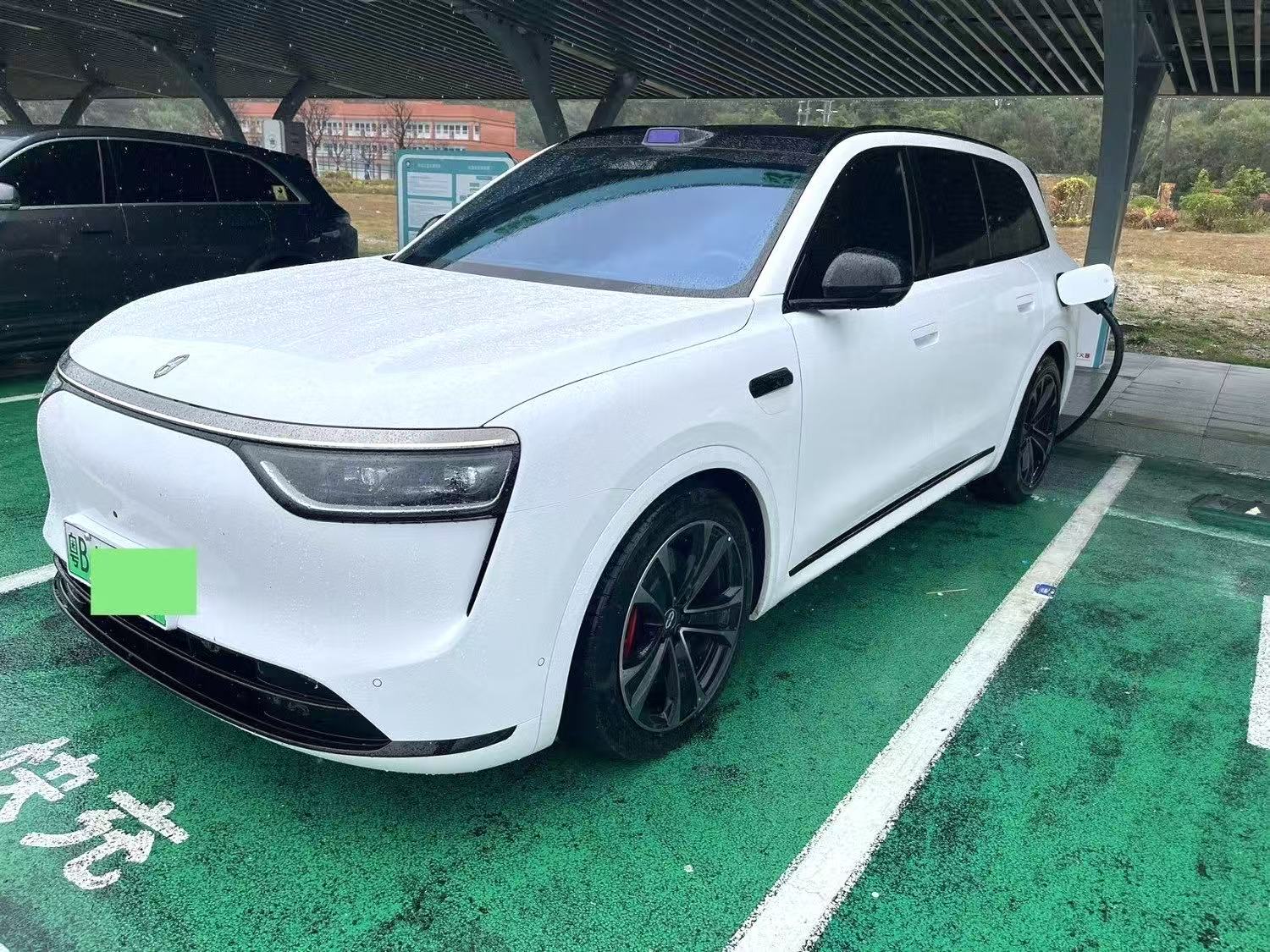 Used AITO M8 2025 Model Extended Range Max+ Edition 5-Seater 1.5T 160HP L4 AT REEV 53.4kWh 310km