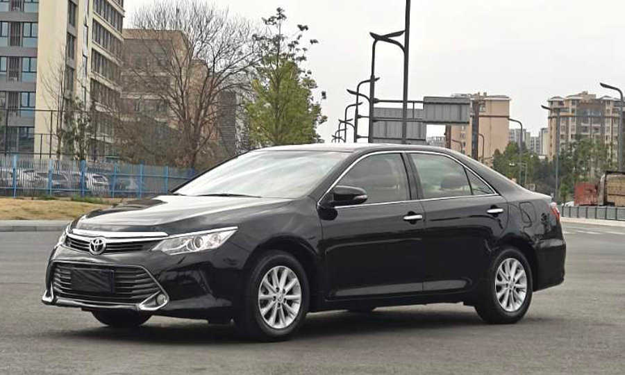 Toyota-Camry-Used Toyota Camry 2016 Model 2.0G 10th Anniversary Leading Edition 2.0L 167HP L4 6AT