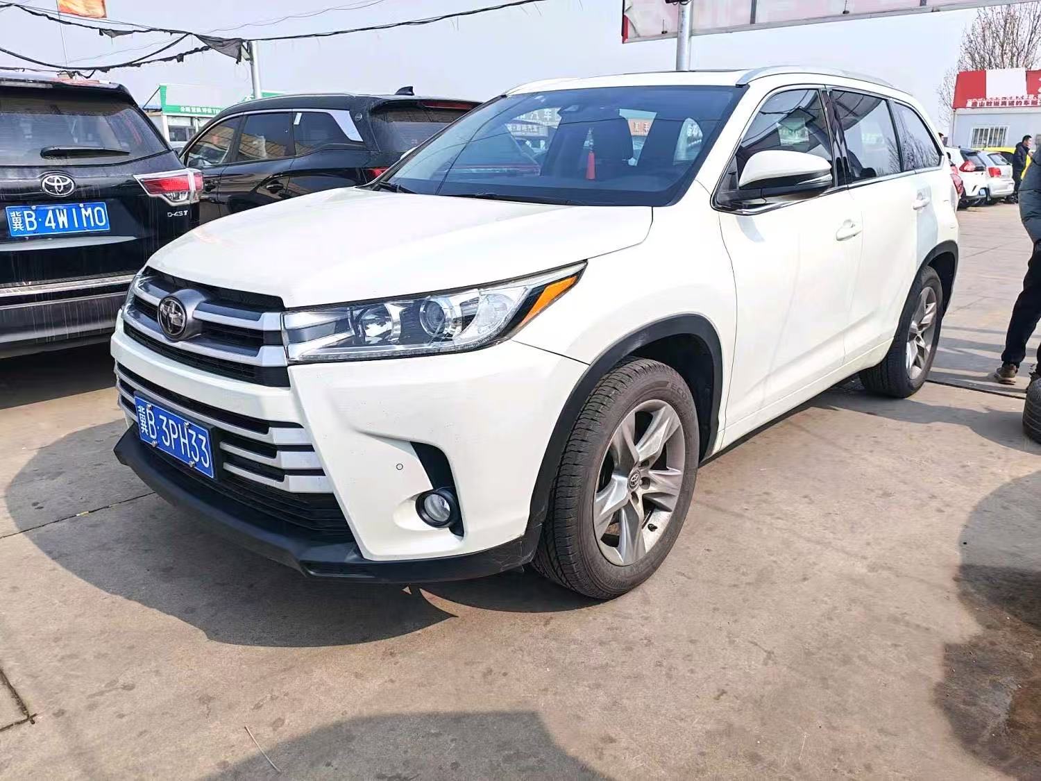 Used Toyota Highlander 2018 Model 2.0T AWD Luxury Edition 7-Seater 2.0T 220HP L4 6AT