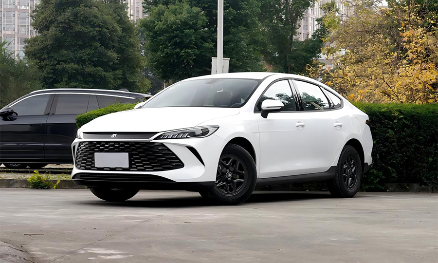 BYD-Qin PLUS-Wholesale BYD Qin PLUS 2026 Model DM-i 128KM Ambition Edition 1.5L 101HP L4 E-CVT PHEV 15.9kWh 128km