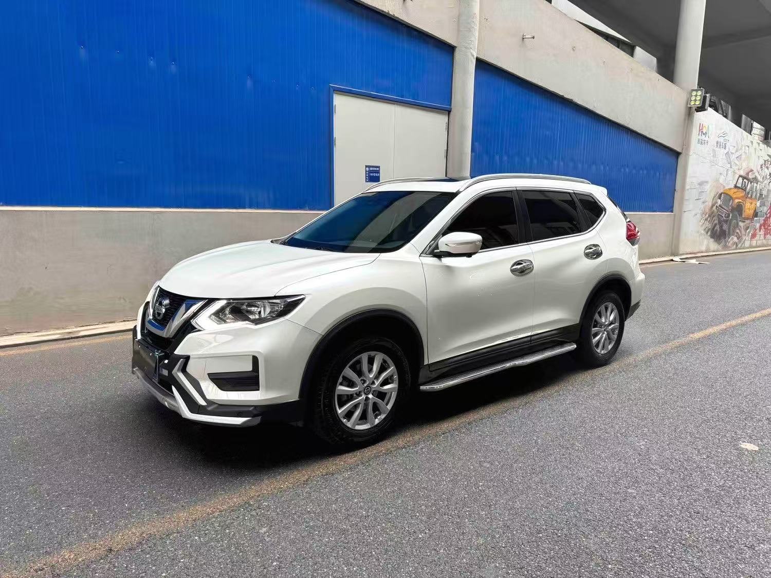 Used Nissan X-Trail 2022 Model 2.0L FWD Smart Connect Comfort Edition 2.0L 151HP L4 7CVT