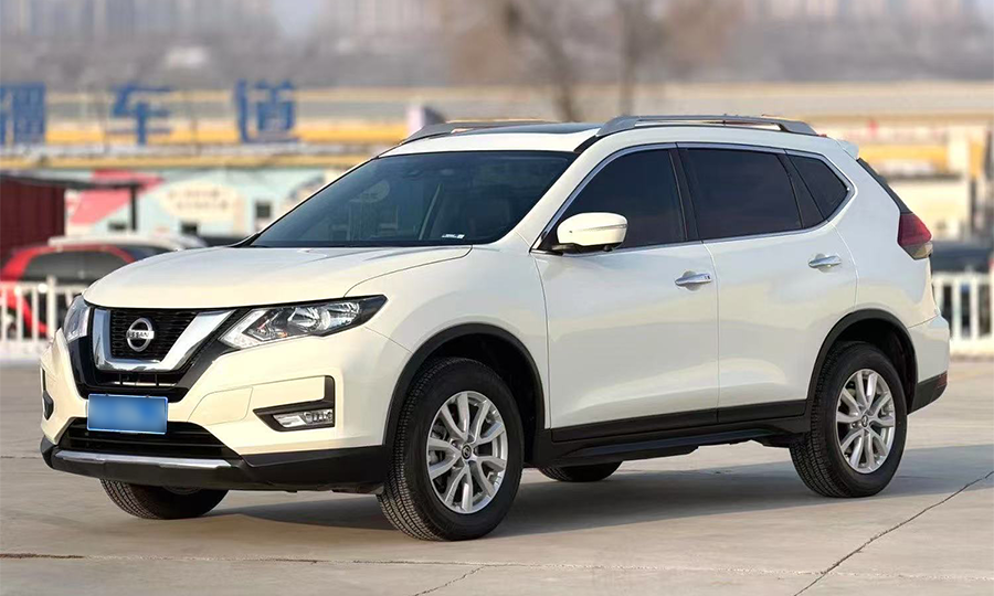 Nissan-X-Trail-Used Nissan X-Trail 2023 Model Classic 2.0L FWD Smart Connect Premium Edition 2.0L 151HP L4 7CVT