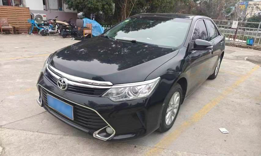 Toyota-Camry-Used Toyota Camry 2016 Model 2.0G 10th Anniversary Leading Edition 2.0L 167HP L4 6AT