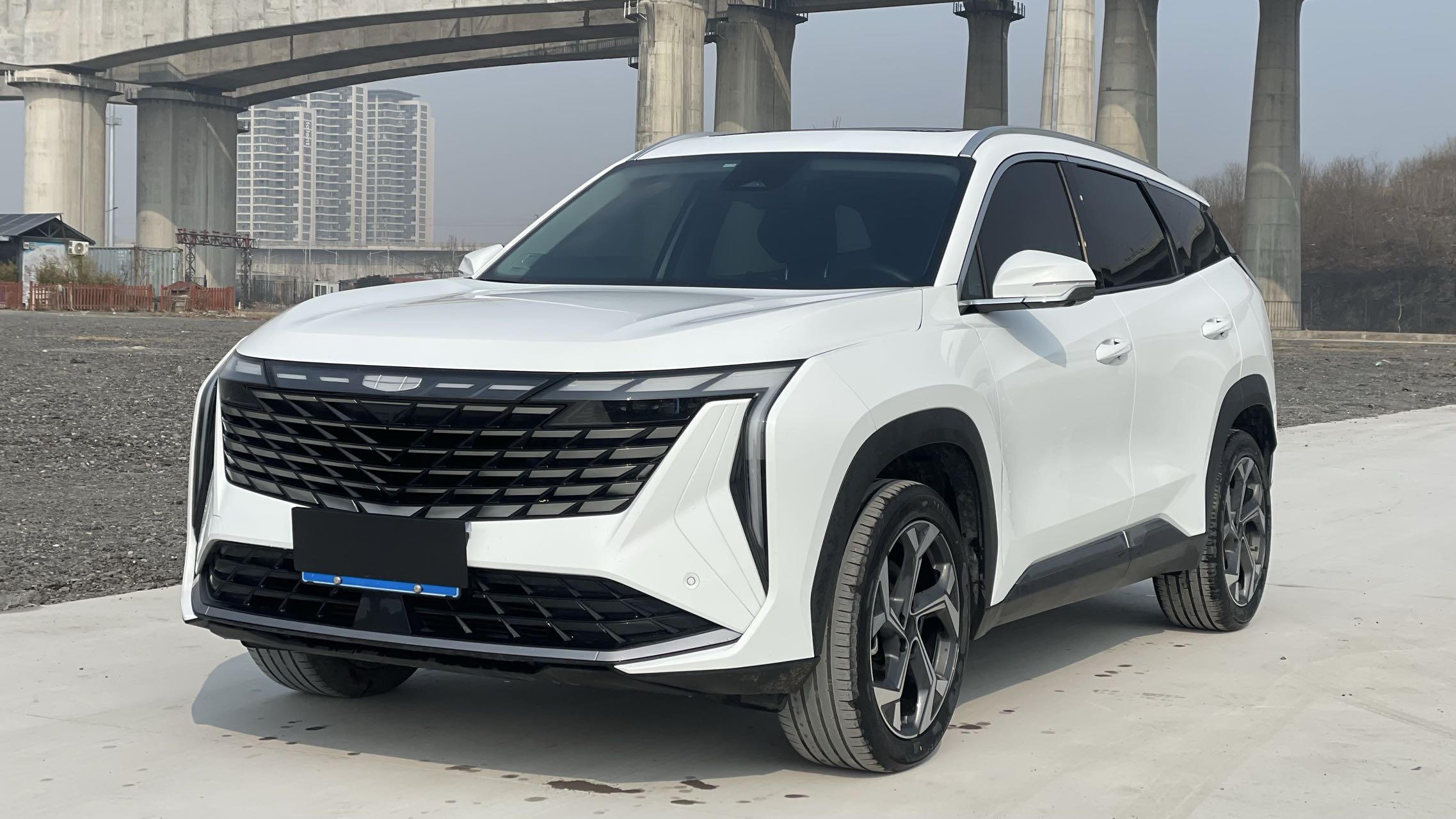 Used Geely Boyue L 2024 Model 1.5TD DCT Flagship Edition 1.5T 181HP L4 7DCT