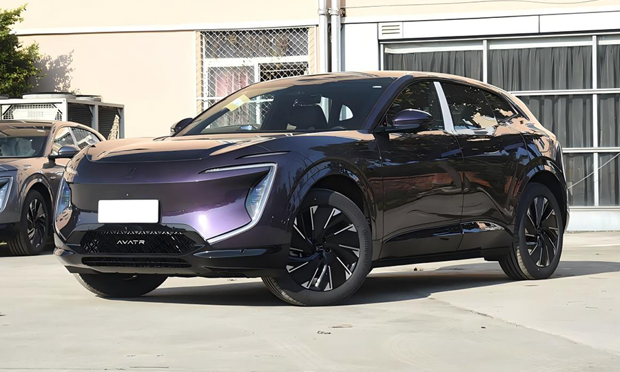 AVATR-Avatr 07-Wholesale Avatr 07 2024 Model Pro+ Extended Range Edition 1.5T 156HP L4 AT REEV 39.05kWh 230km