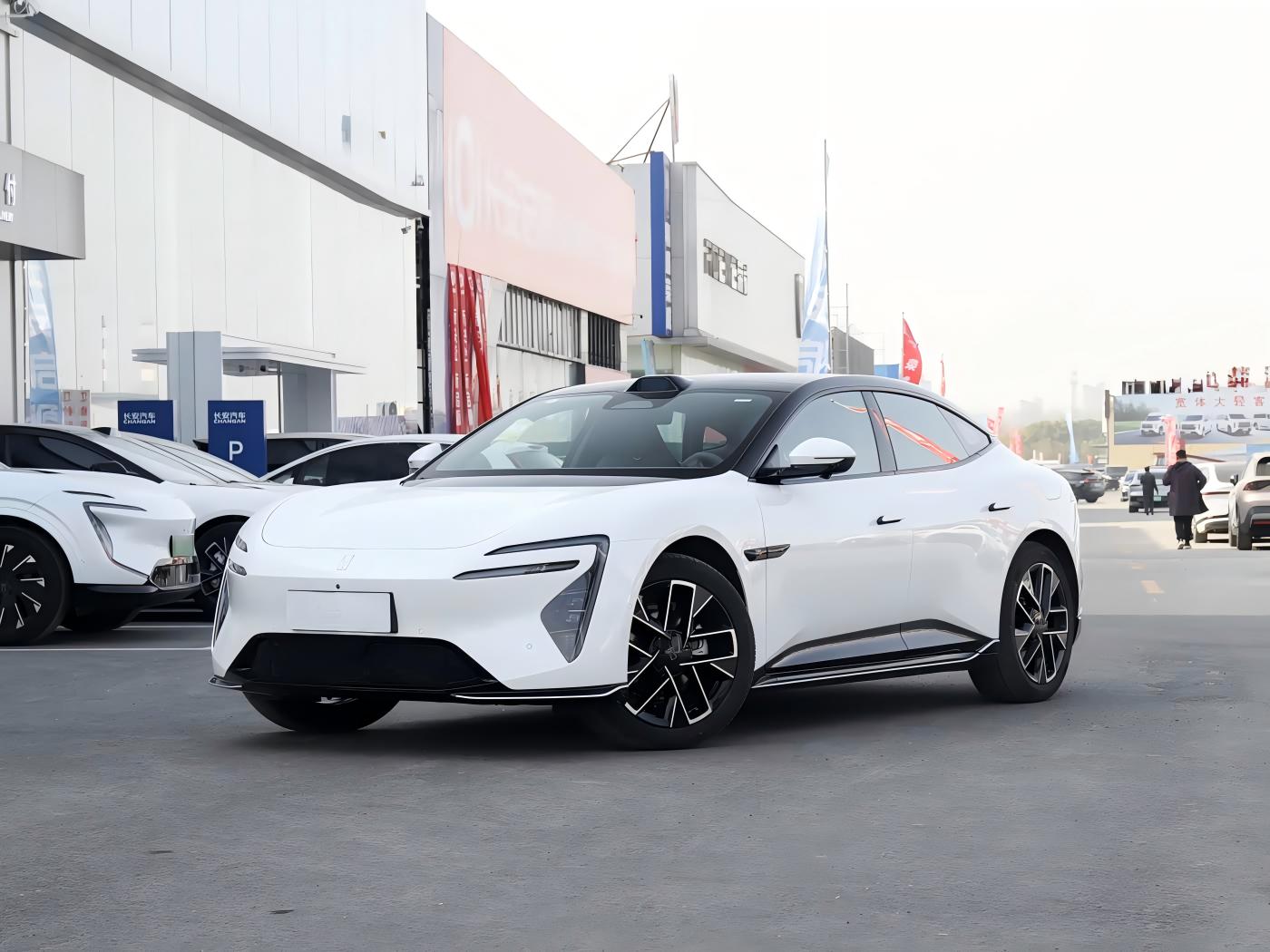 Wholesale Avatr 06 2025 Model Elite Pure Electric Edition BEV 72.88kWh 650km