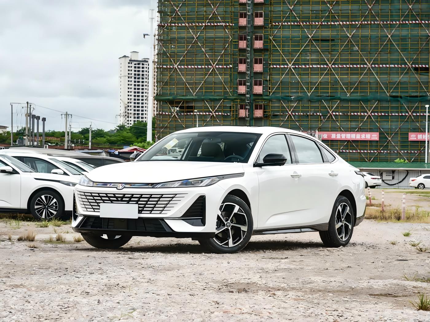 Wholesale Changan Eado 2026 Model 1.5T 500Bar Enjoy Edition 1.5T 192HP L4 7DCT