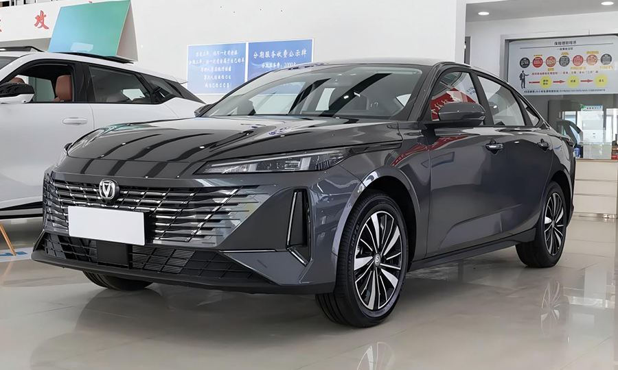 Changan-Eado-Wholesale Changan Eado PHEV 2025 Model High-Performance 1.5L 98HP L4 E-CVT PHEV 18.4kWh 145km