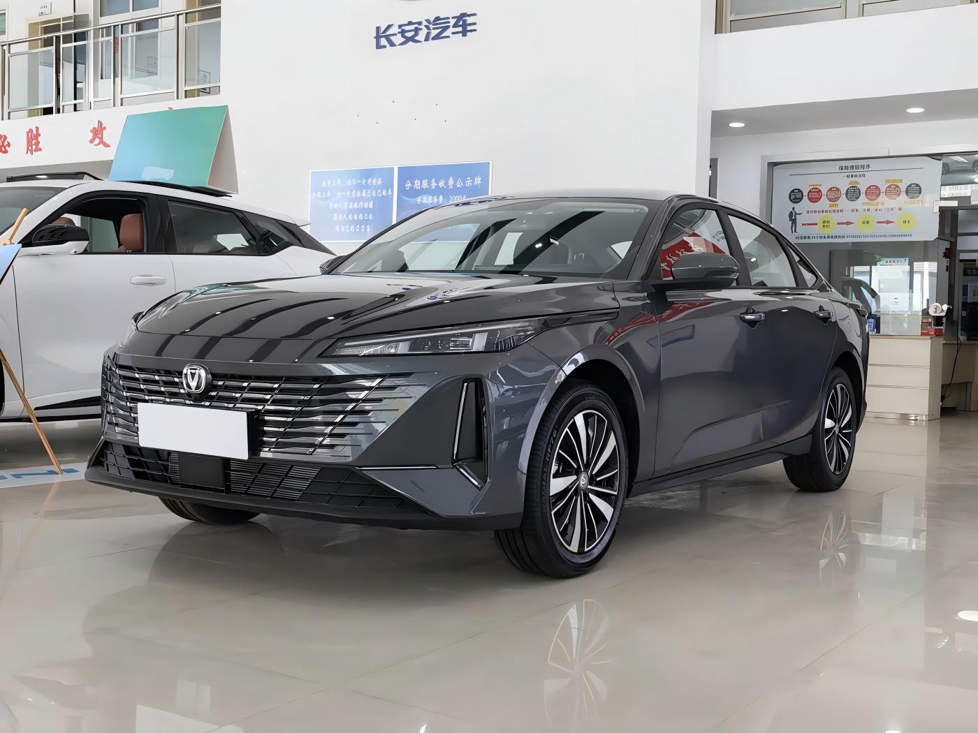 Wholesale Changan Eado PHEV 2025 Model High-Performance 1.5L 98HP L4 E-CVT PHEV 18.4kWh 145km