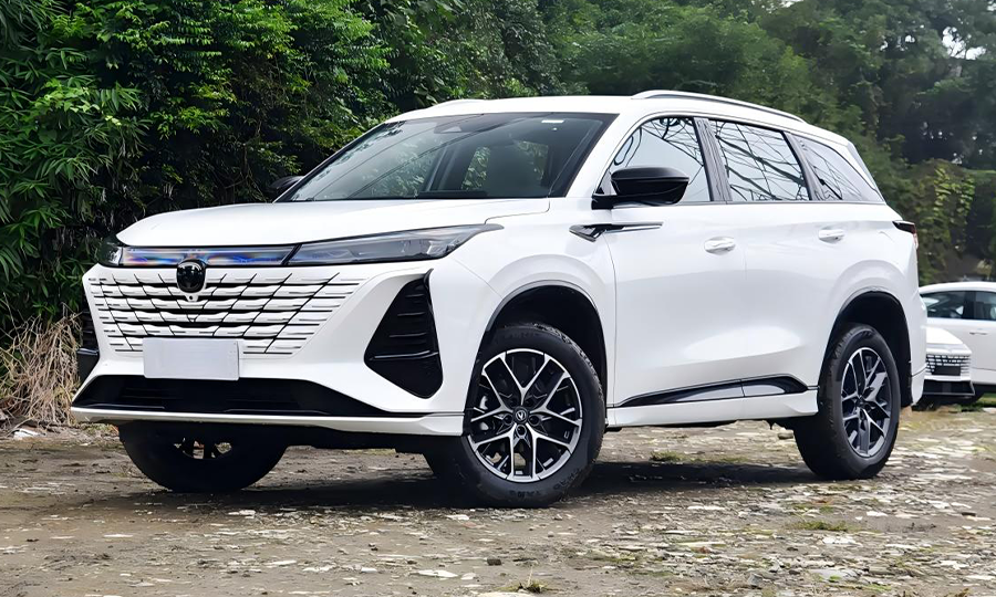 Changan-CS75 PLUS-Wholesale Changan CS75 PLUS 2026 Model 1.5T Smart Edition 1.5T 192HP L4 8AT