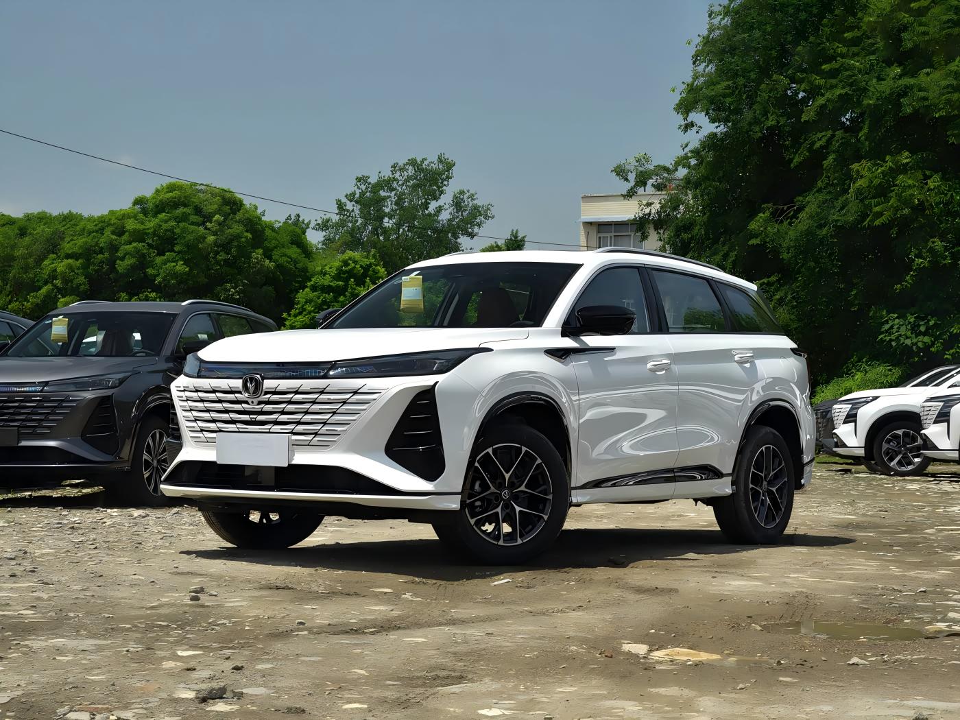 Wholesale Changan CS75 PLUS 2025 Model 3rd Generation 1.5T Jinling Edition 1.5T 188HP L4 8AT