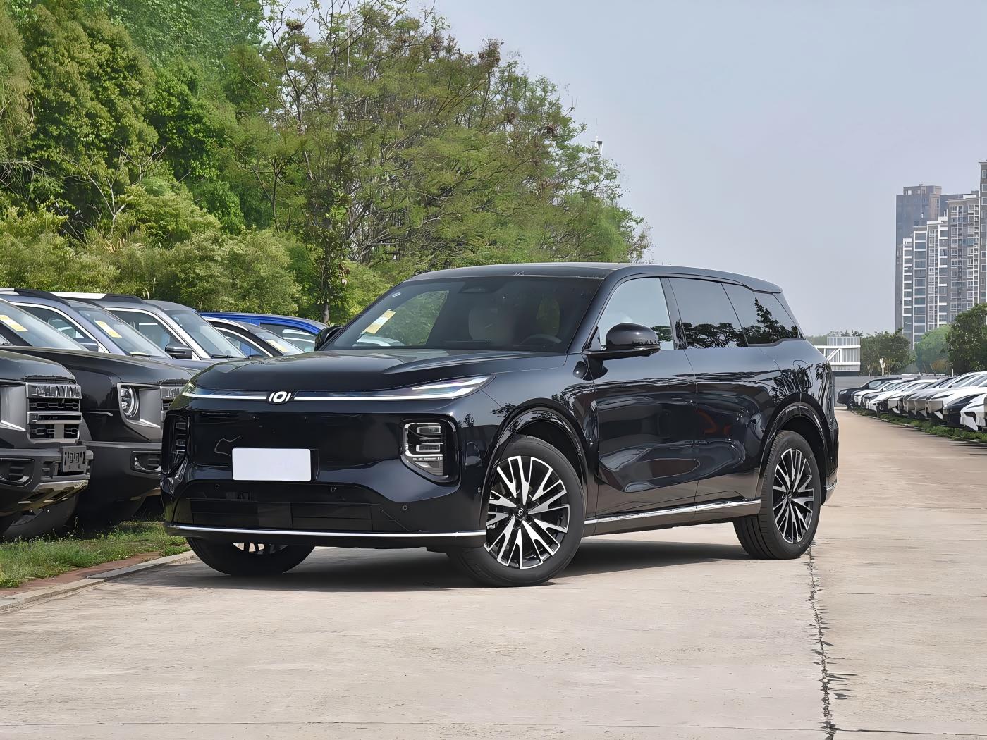 Wholesale Changan Qiyuan Q07 2025 Model 215 Prestige Edition 1.5L 98HP L4 E-CVT PHEV 31.7kWh 215km