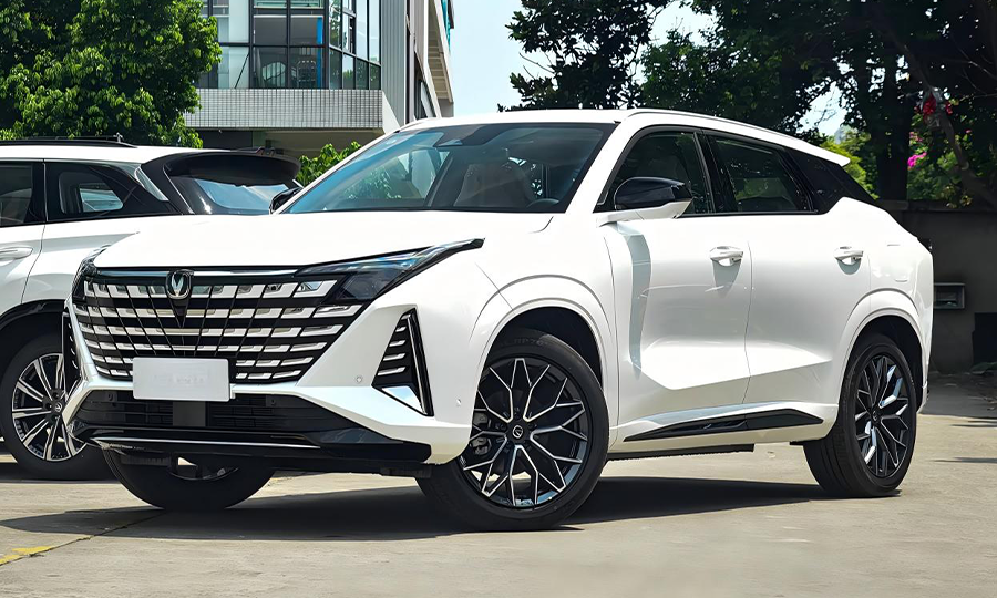 Changan-UNI-Z-Wholesale Changan UNI-Z 2025 Model 125km Ultra Edition 1.5L 98HP L4 E-CVT PHEV 18.4kWh 125km