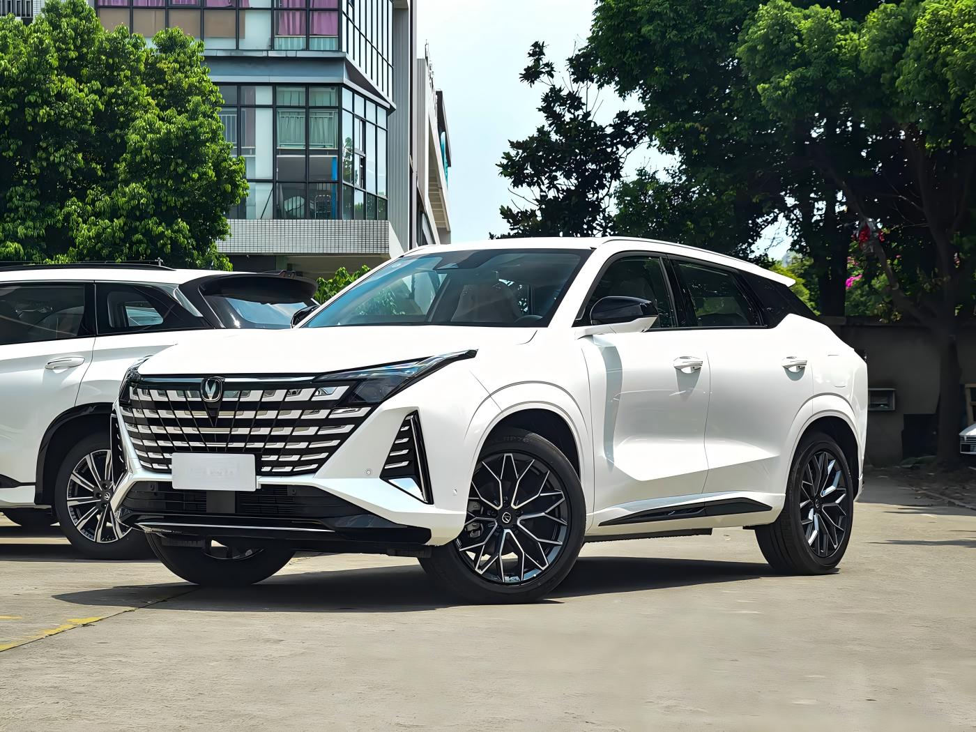 Wholesale Changan UNI-Z 2025 Model 125km Ultra Edition 1.5L 98HP L4 E-CVT PHEV 18.4kWh 125km