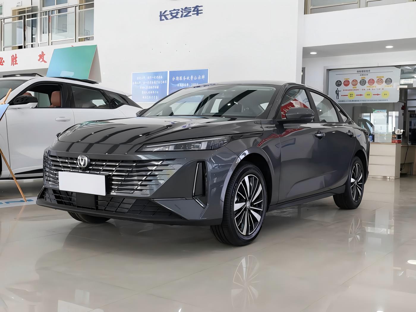 Wholesale Changan Eado 2025 Model High-Performance Edition 1.5L 98HP L4 E-CVT PHEV 18.4kWh 145km