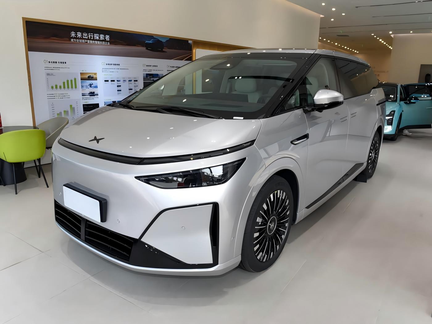 Wholesale Xpeng X9 2026 Model EV 710 AWD Ultra Edition BEV 110kWh 710km