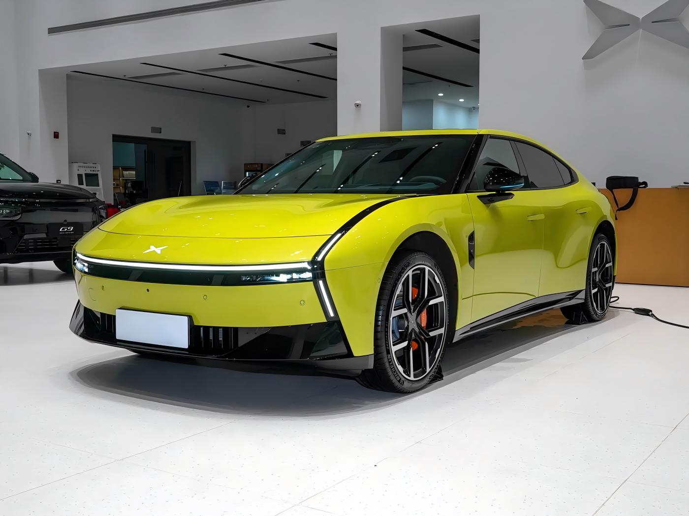 Wholesale Xpeng P7 2025 Model 702 Long Range Ultra Edition BEV 74.9kWh 702km