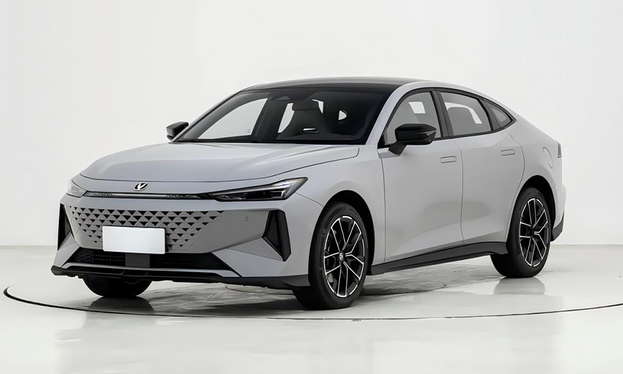 Changan-UNI-V-Wholesale Changan UNI-V iDD 2024 Model Smart Premium Edition PHEV 1.5L 110HP L4 E-CVT 18.99kWh 136km