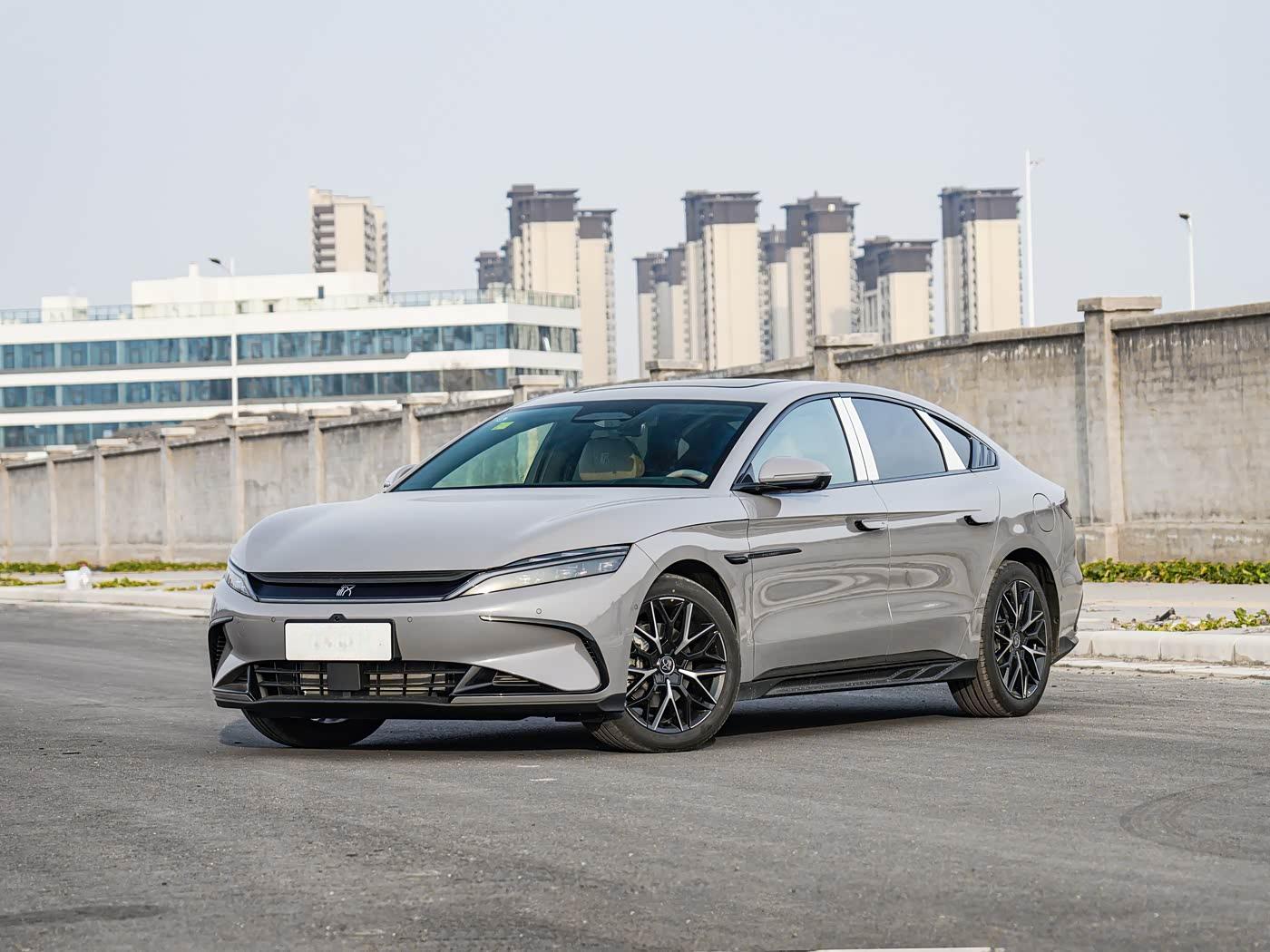 Wholesale BYD Han 2025 Model DM-i Prestige Edition PHEV 1.5T 156HP L4 E-CVT 18.3kWh 125km