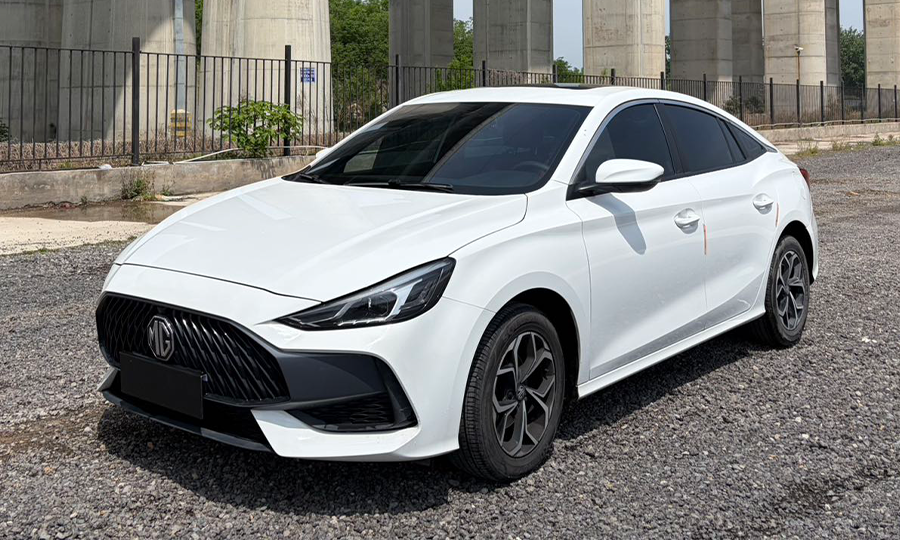 Used MG5 2023 Model 180DVVT Manual Luxury Edition 1.5L 129HP L4 5MT