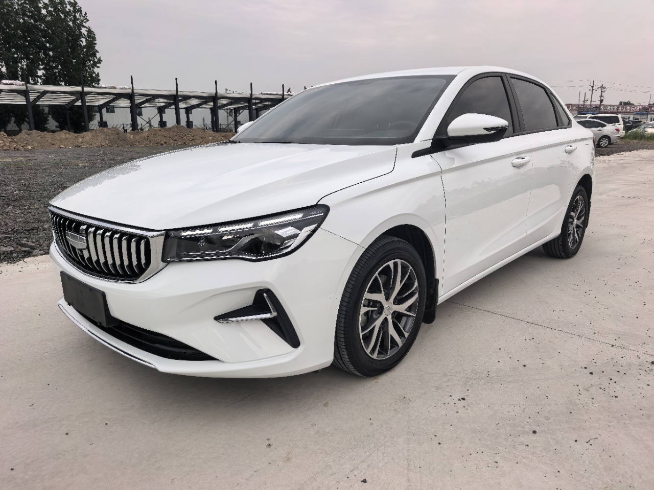 Used Geely Emgrand 2025 Model 4th Generation 1.5L Manual Longteng Edition 1.5L 127HP L4 5MT