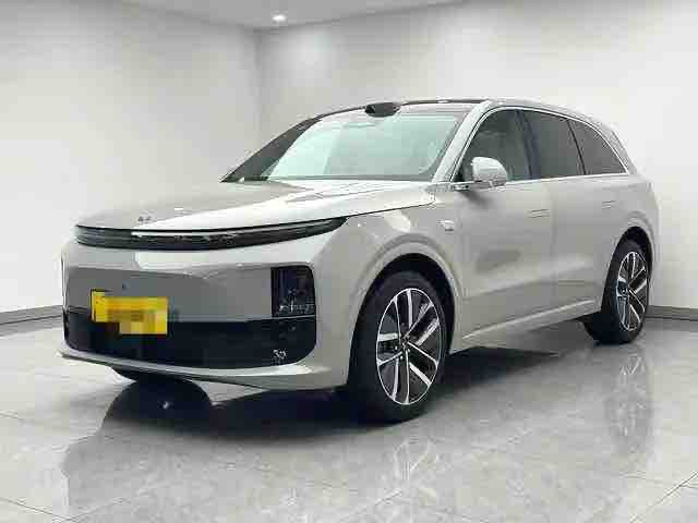 Wholesale Li Auto 2024 L6 Max AT 1.5T 154HP L4 AT REEV 36.8kWh 212km