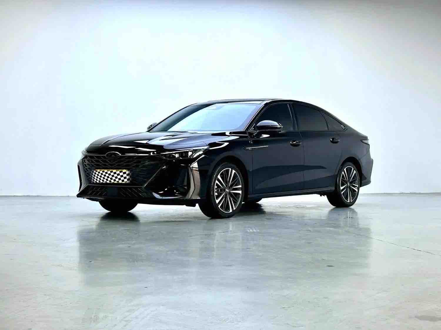 Chery-Arrizo 8-Used 2025 Chery Arrizo 8 Jin 2.0T Auto Sedan, In Stock LHD Bulk Export Vehicle
