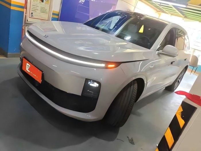 Li-L6-Used 2024 Li Auto L6 Max Automatic REEV SUV In Stock Wholesale Export