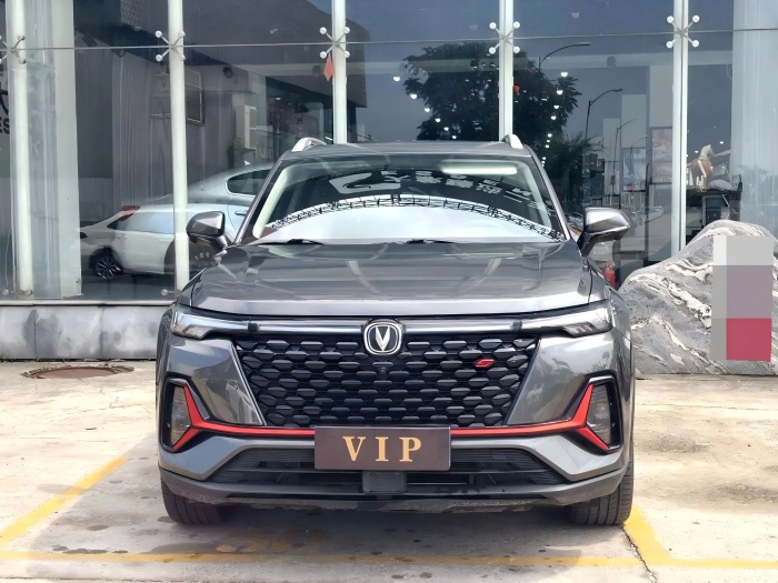 USED Changan CS35 PLUS 2022 1.4T‑158HP Auto Premium SUV Ready Stock For Export